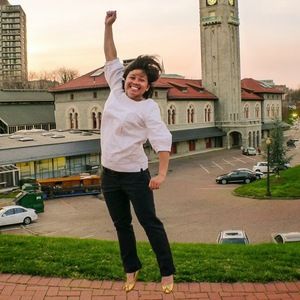 Meet your Posher, Hermie